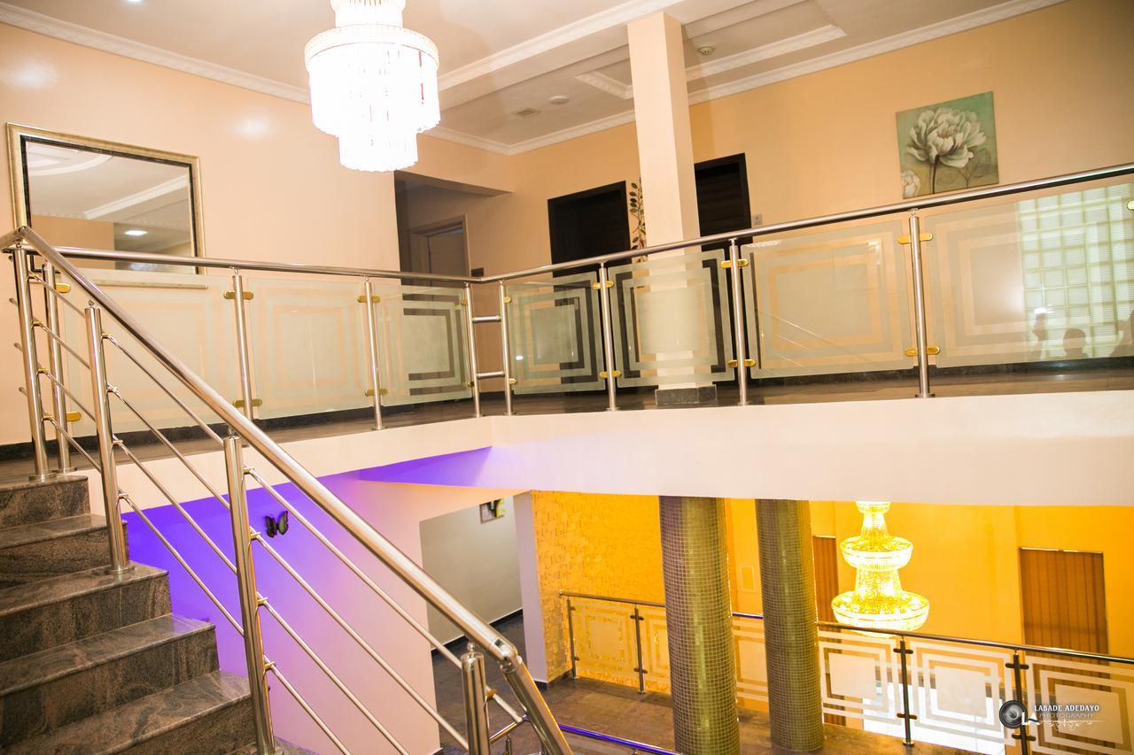 Fawzy Hotel Ibadan Luaran gambar