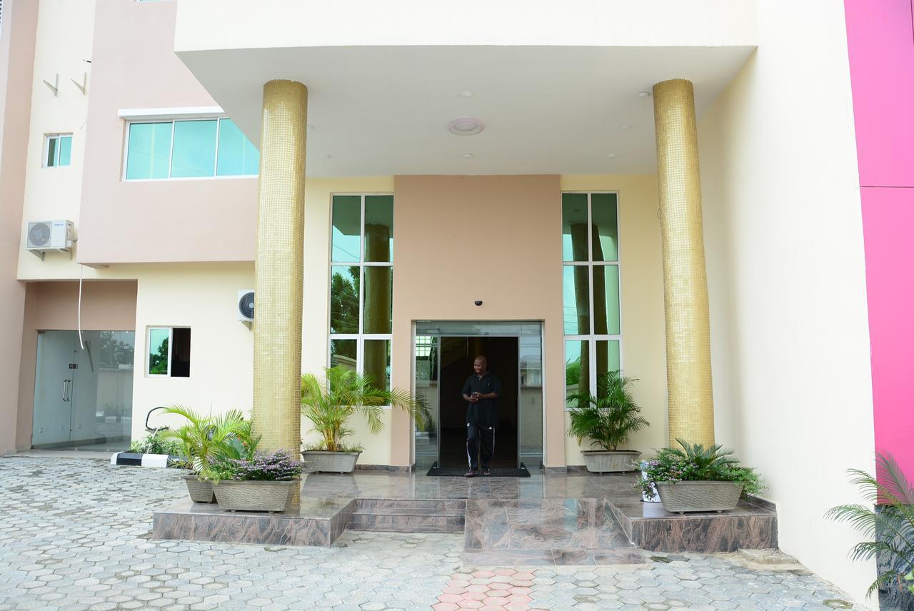 Fawzy Hotel Ibadan Luaran gambar