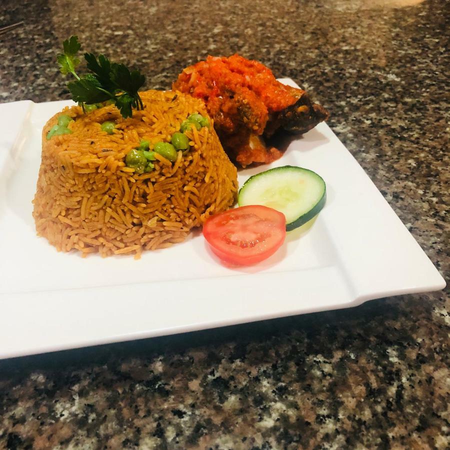 Fawzy Hotel Ibadan Luaran gambar