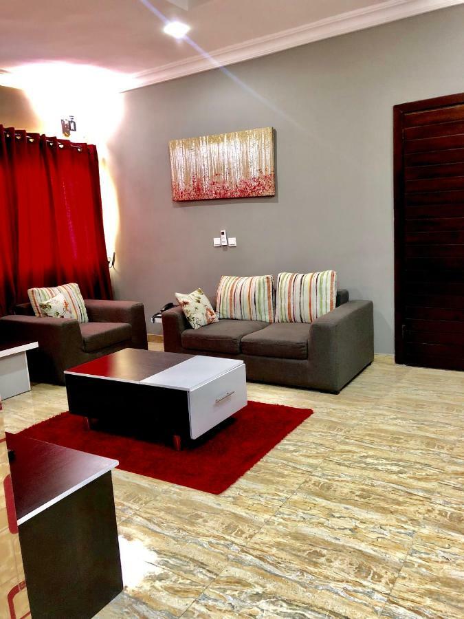 Fawzy Hotel Ibadan Luaran gambar