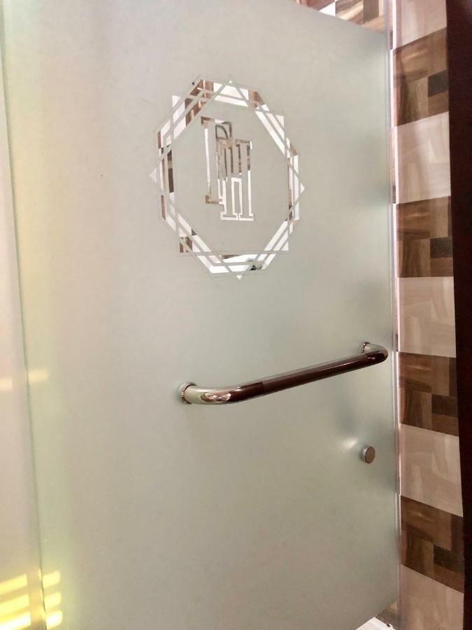 Fawzy Hotel Ibadan Luaran gambar
